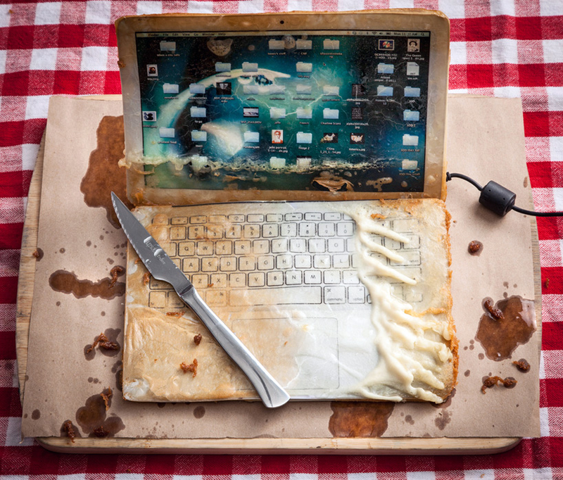 Illustration for article titled You'll Want to Devour Your iPod and These Other Deep-Fried Gadgets
